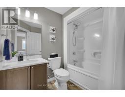 36 - 175 INGERSOLL STREET N - 31