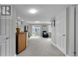 36 - 175 INGERSOLL STREET N - 33