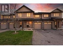 36 - 175 INGERSOLL STREET N - 44