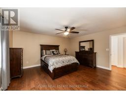 16 TIMBERLANE CRESCENT - 20