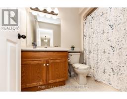 16 TIMBERLANE CRESCENT - 26