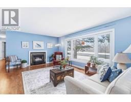 53 - 50 FIDDLERS GREEN ROAD - 10