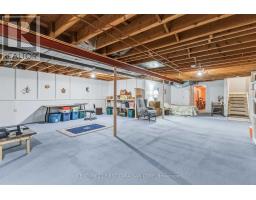 53 - 50 FIDDLERS GREEN ROAD - 38