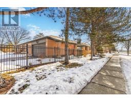 53 - 50 FIDDLERS GREEN ROAD - 45