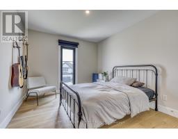 61 CRESTVIEW DRIVE - 31