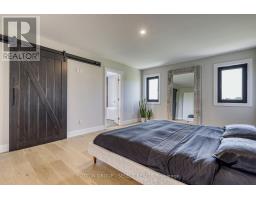 61 CRESTVIEW DRIVE - 37