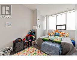 2103 - 389 DUNDAS STREET - 11