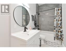 2103 - 389 DUNDAS STREET - 26