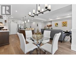 44 MUIRFIELD DRIVE - 18