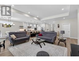 44 MUIRFIELD DRIVE - 23