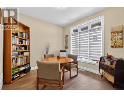 44 MUIRFIELD DRIVE - 29