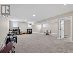 44 MUIRFIELD DRIVE - 32