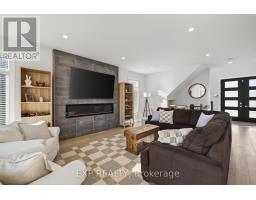 11 HAYES STREET - 11