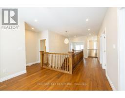 7 EDGEVIEW CRESCENT - 24