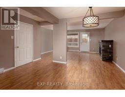 152 - 166 SOUTHDALE ROAD W - 3