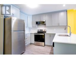 111 - 100 THE PROMENADE - 10