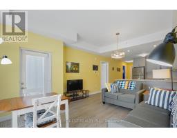 111 - 100 THE PROMENADE - 16