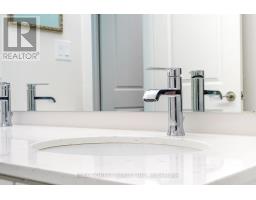 111 - 100 THE PROMENADE - 9