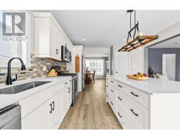 181 GILMOUR DRIVE - 14