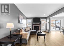 181 GILMOUR DRIVE - 17