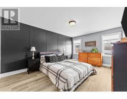 181 GILMOUR DRIVE - 19