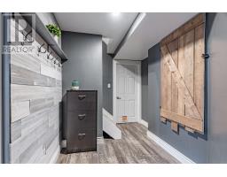 181 GILMOUR DRIVE - 34