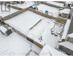 181 GILMOUR DRIVE - 46