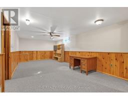 20 HARDING CRESCENT - 20