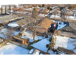 20 HARDING CRESCENT - 31