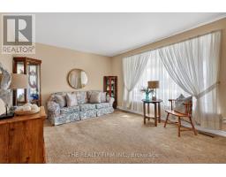 20 HARDING CRESCENT - 5