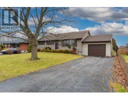 5 MONTCALM STREET N - 2