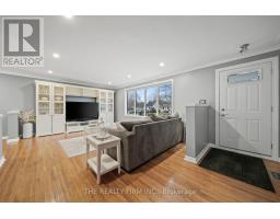 5 MONTCALM STREET N - 4