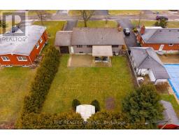 5 MONTCALM STREET N - 43