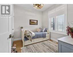 58 COMPASS TRAIL - 22