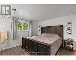 66 WELLESLEY CRESCENT - 14