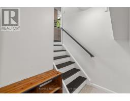 66 WELLESLEY CRESCENT - 26