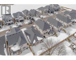 18 - 7966 FALLON DRIVE - 47