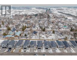 18 - 7966 FALLON DRIVE - 49