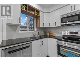 22 - 700 EXETER ROAD - 10