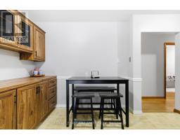 99 SUSAN AVENUE - 13