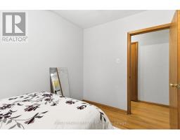 99 SUSAN AVENUE - 16