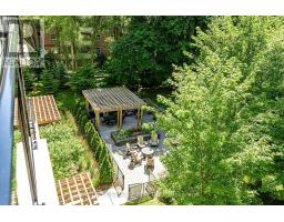 406 - 1200 COMMISSIONERS ROAD W - 39