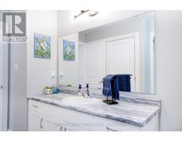 12 AUBURN DRIVE - 27