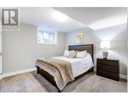 12 AUBURN DRIVE - 31