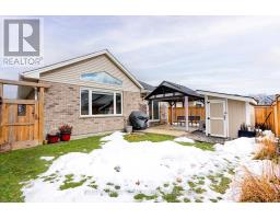 12 AUBURN DRIVE - 43