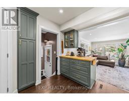 1301 WAYNE ROAD - 10