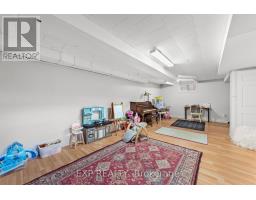 1301 WAYNE ROAD - 22