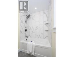 67 CRESCENT AVENUE - 43