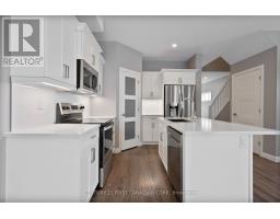 52 - 1 MILLER DRIVE - 7