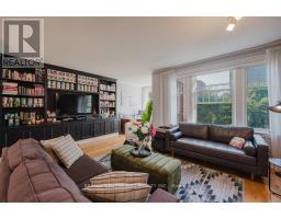 401 - 280 QUEENS AVENUE S - 1